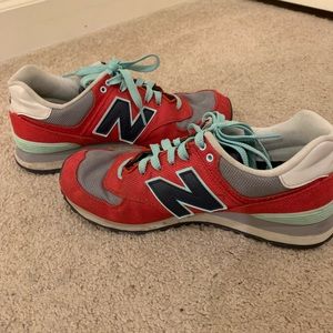 Red new balance 574